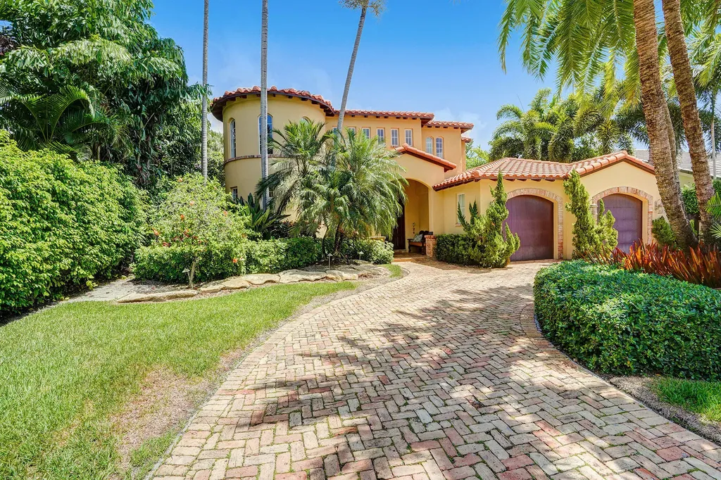 489 Oregon Lane Boca Raton FL 33487
