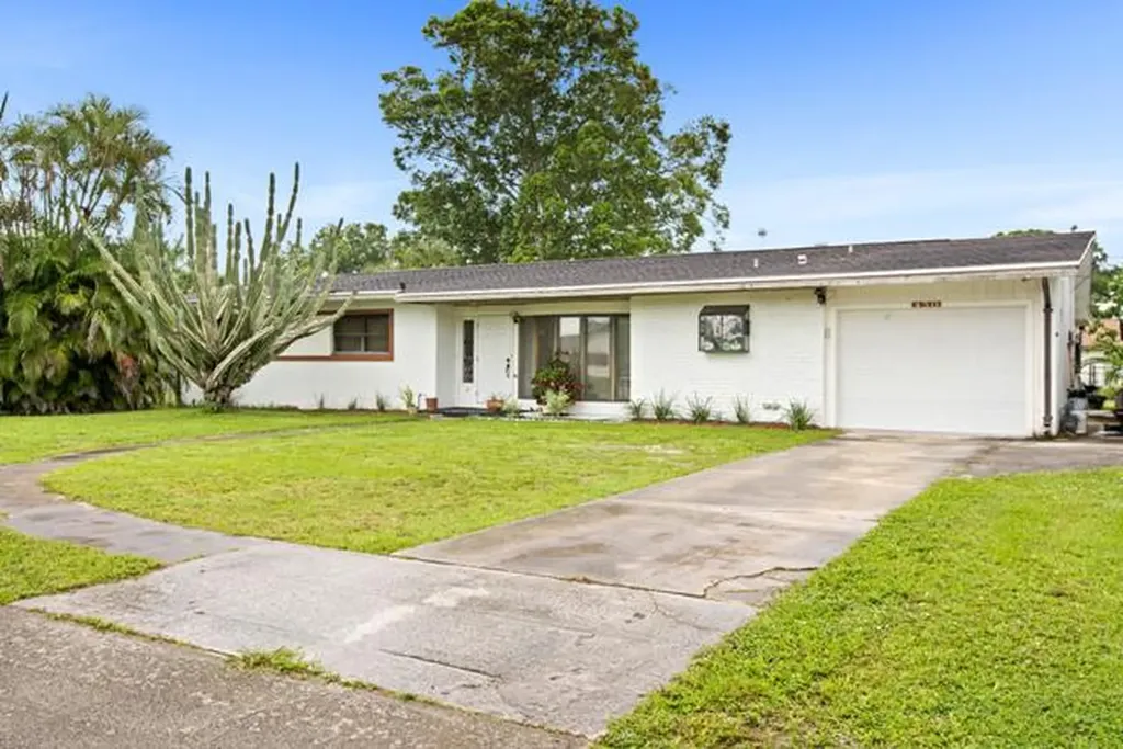 450 E Prima Vista Boulevard Port St Lucie FL 34983