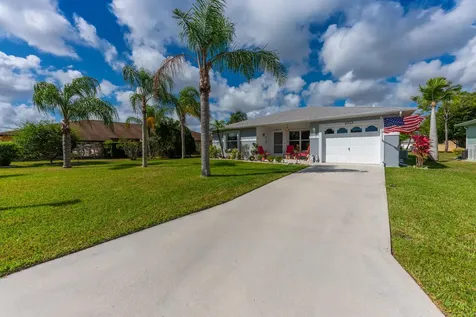 5713 Dwarf Lady Place Fort Pierce FL 34982