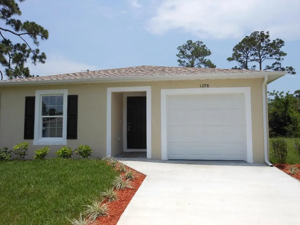 1298 11th Avenue SW Vero Beach FL 32962