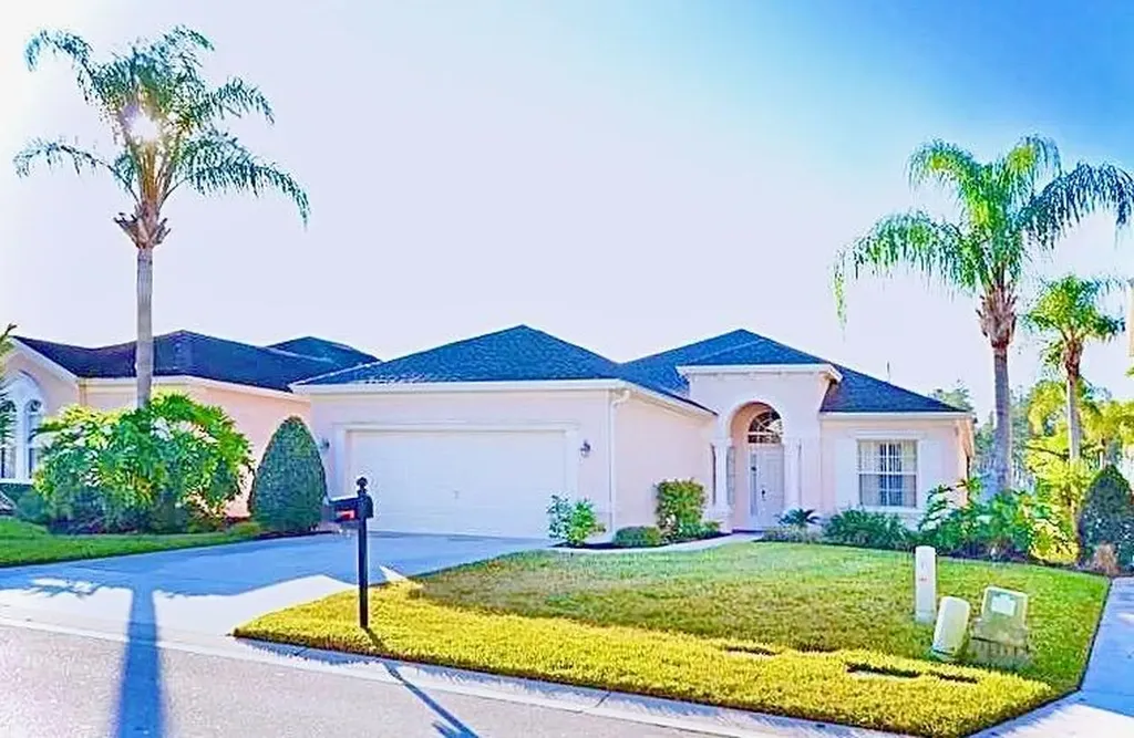 161 Calabay Parc Boulevard Davenport FL 33897