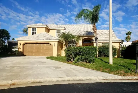 2025 White Coral Court Wellington FL 33414