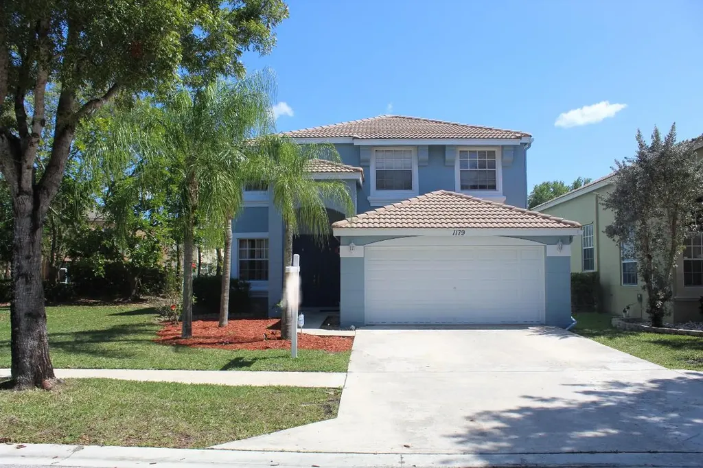 1179 Oakwater Drive Royal Palm Beach FL 33411
