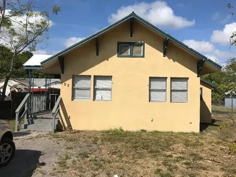 123 N 14th Street Fort Pierce FL 34950