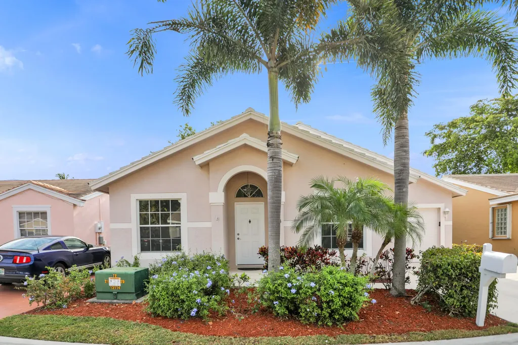 153 Caribe Court Greenacres FL 33413
