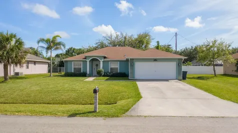 2218 SE Marsh Avenue Port St Lucie FL 34952