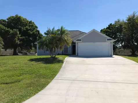 6920 NW Daffodil Lane Port St Lucie FL 34983