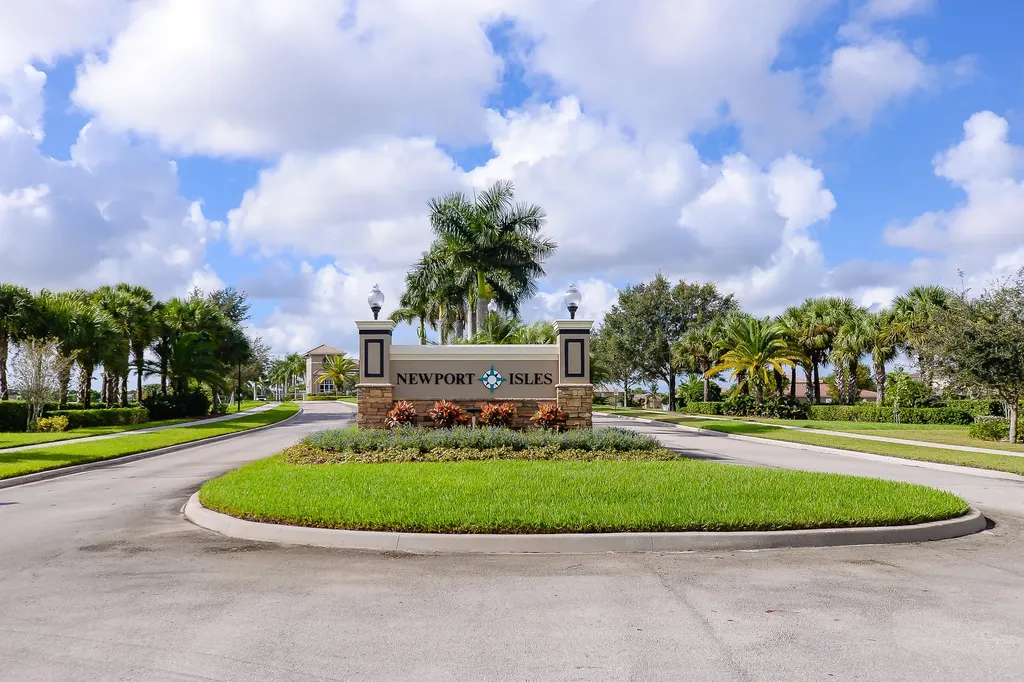 2378 SW Marshfield Court Port St Lucie FL 34953