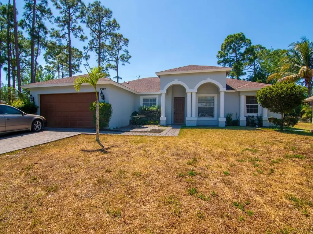 2922 SW Lucerne Street Port St Lucie FL 34953