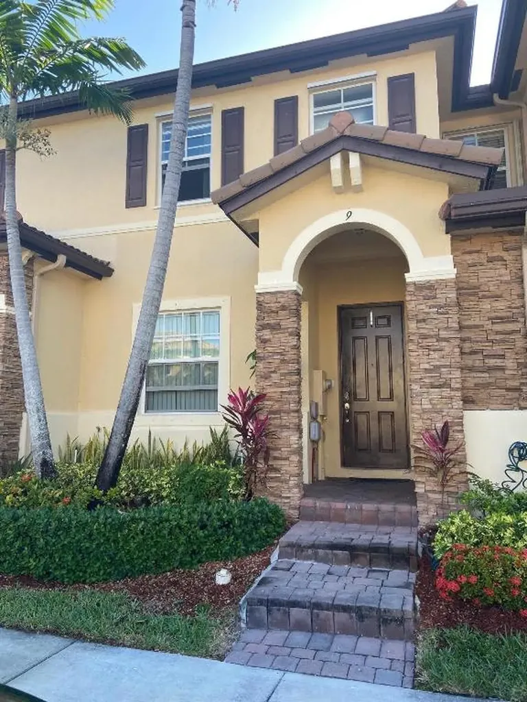 9051 SW 227th Street Cutler Bay FL 33190