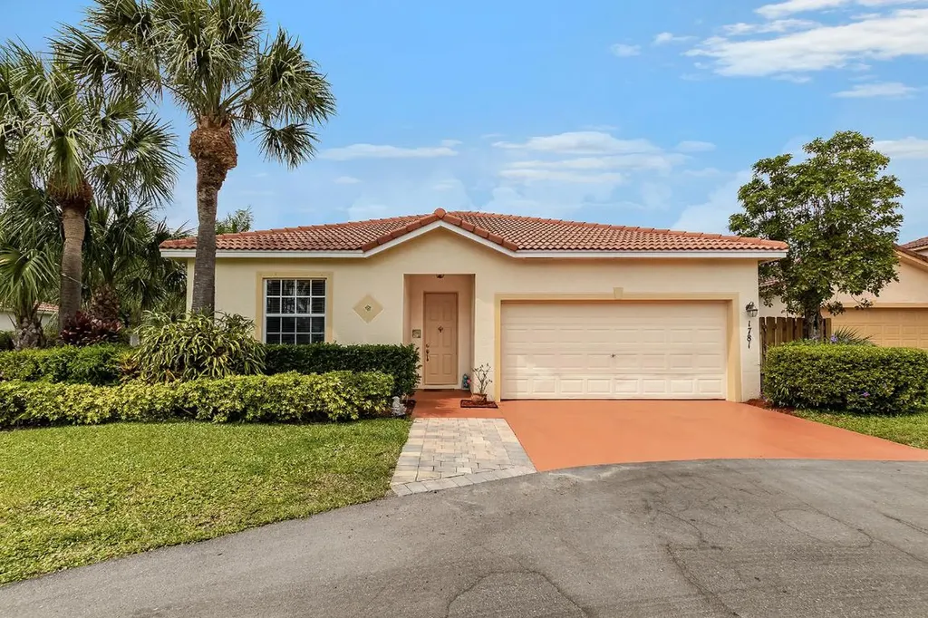 1781 Pierside Circle Wellington FL 33414
