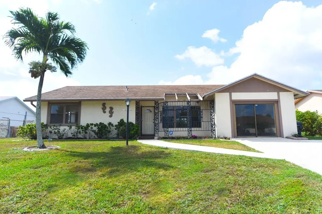 4318 Mediterranean Road Lake Worth FL 33461