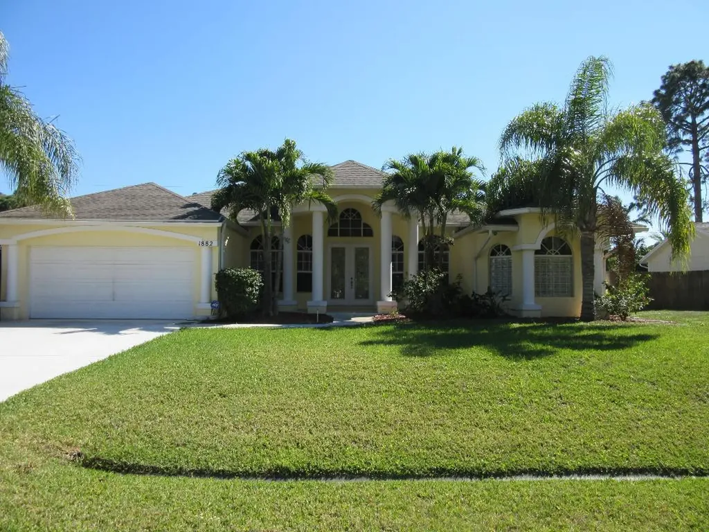 1882 SW Capehart Avenue Port St Lucie FL 34953