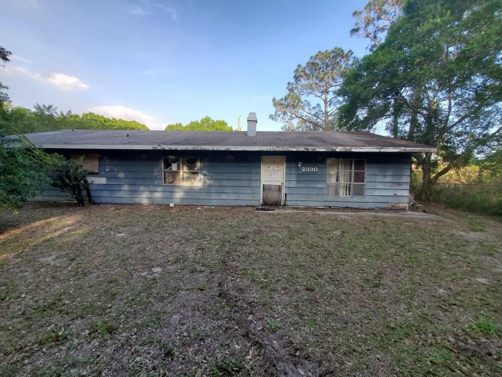 2330 89th Avenue Vero Beach FL 32966