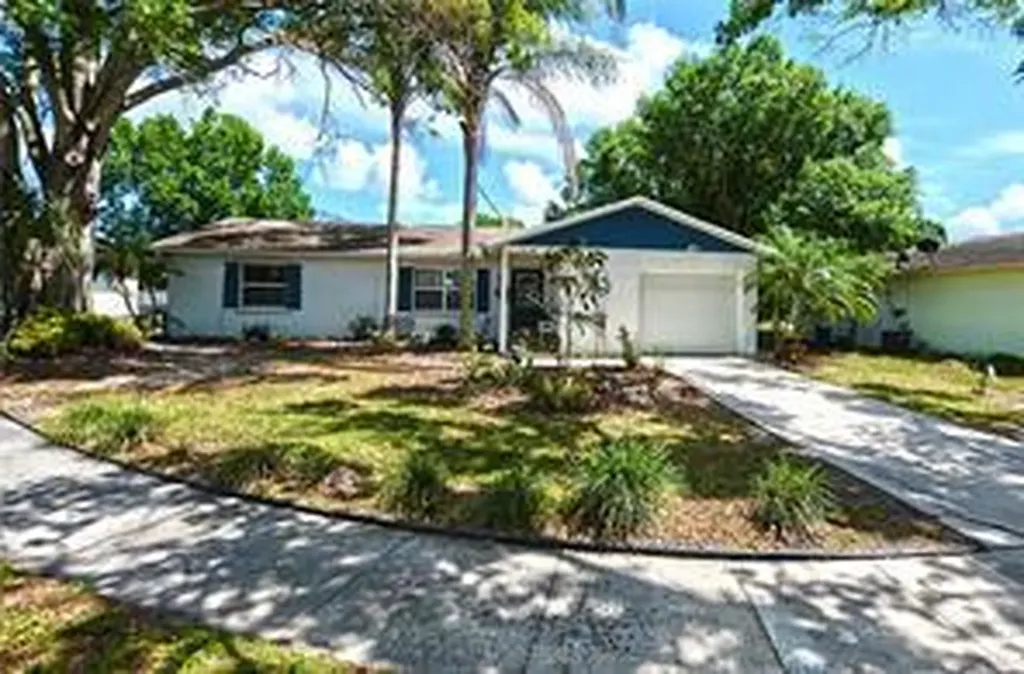 556 21st Avenue Vero Beach FL 32962