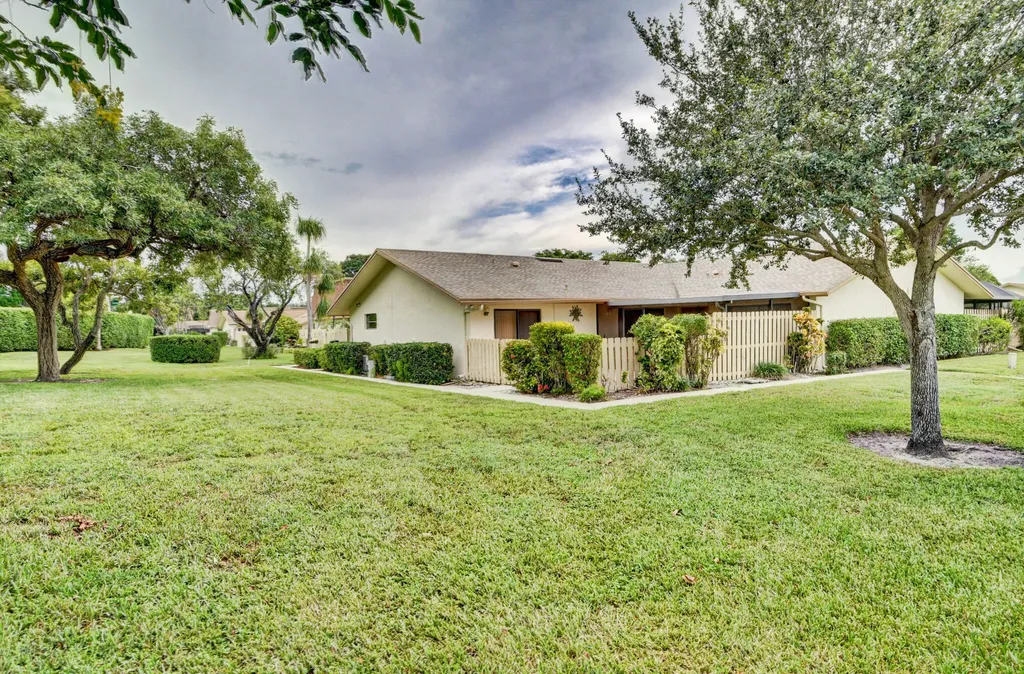 2665 NW 7th Court Delray Beach FL 33445