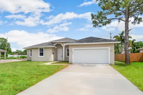 192 SW Glen Road Port St Lucie FL 34953