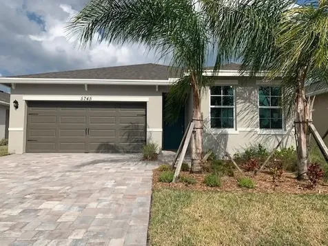 5745 SE Pinehurst Trail Hobe Sound FL 33455