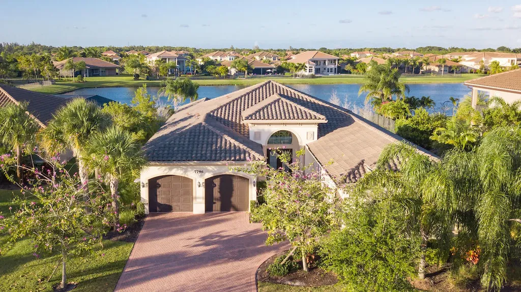 7796 Maywood Crest Drive Palm Beach Gardens FL 33412
