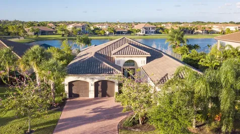 7796 Maywood Crest Drive Palm Beach Gardens FL 33412