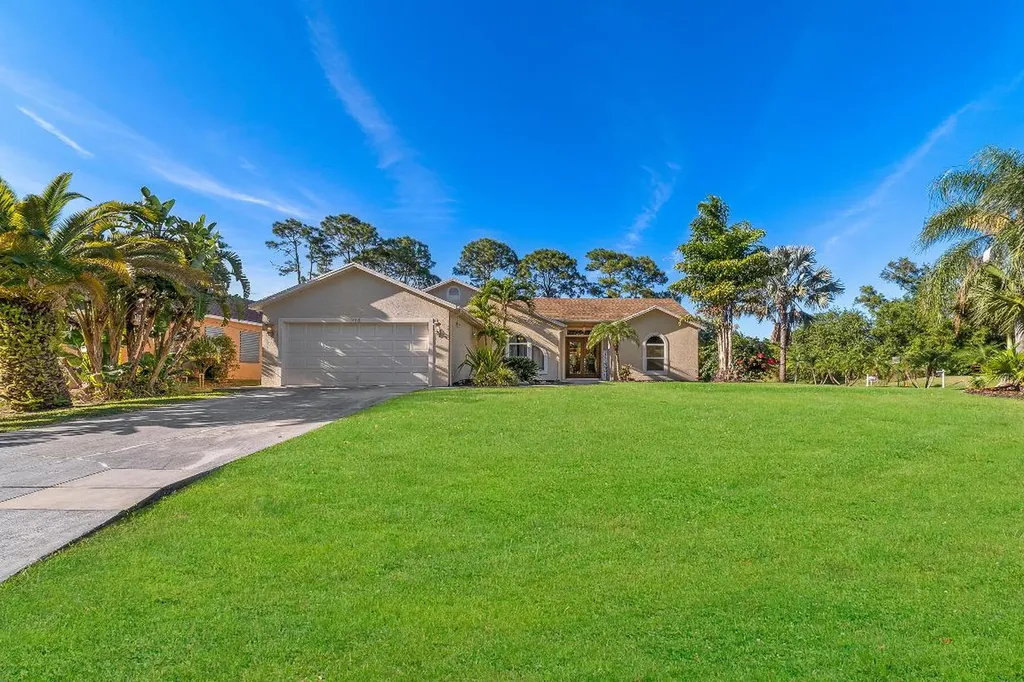303 SW Columbus Drive Port St Lucie FL 34953