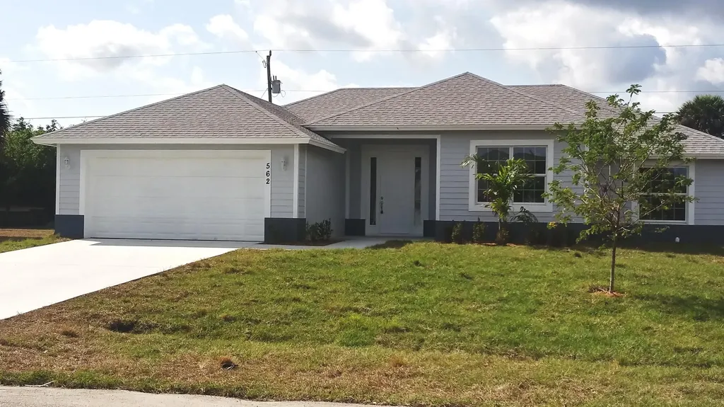 562 SW Laconic Avenue Port St Lucie FL 34953