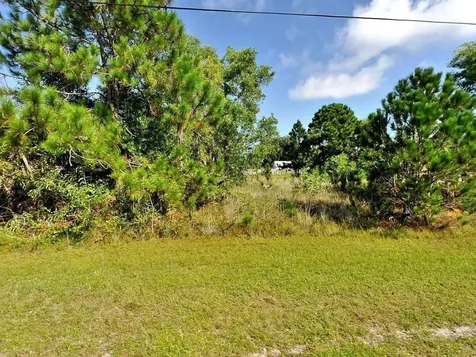 2717 SE Garfield Avenue Port St Lucie FL 34952