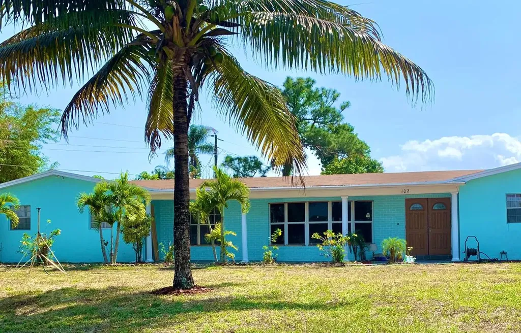 102 SE Caprona Avenue Port St Lucie FL 34983