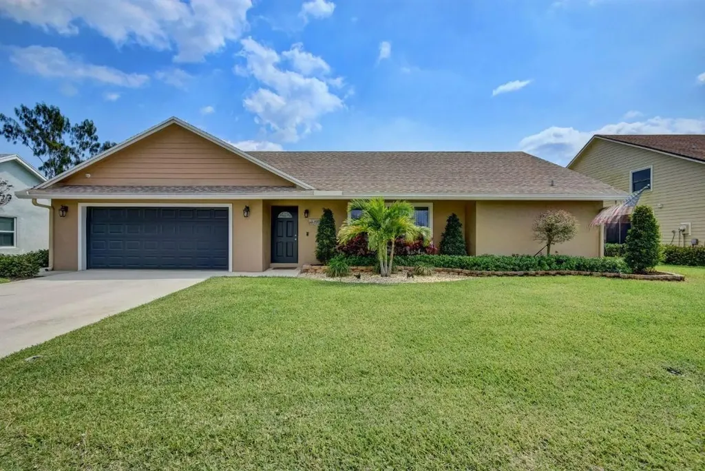 8296 Blue Cypress Drive Lake Worth FL 33467