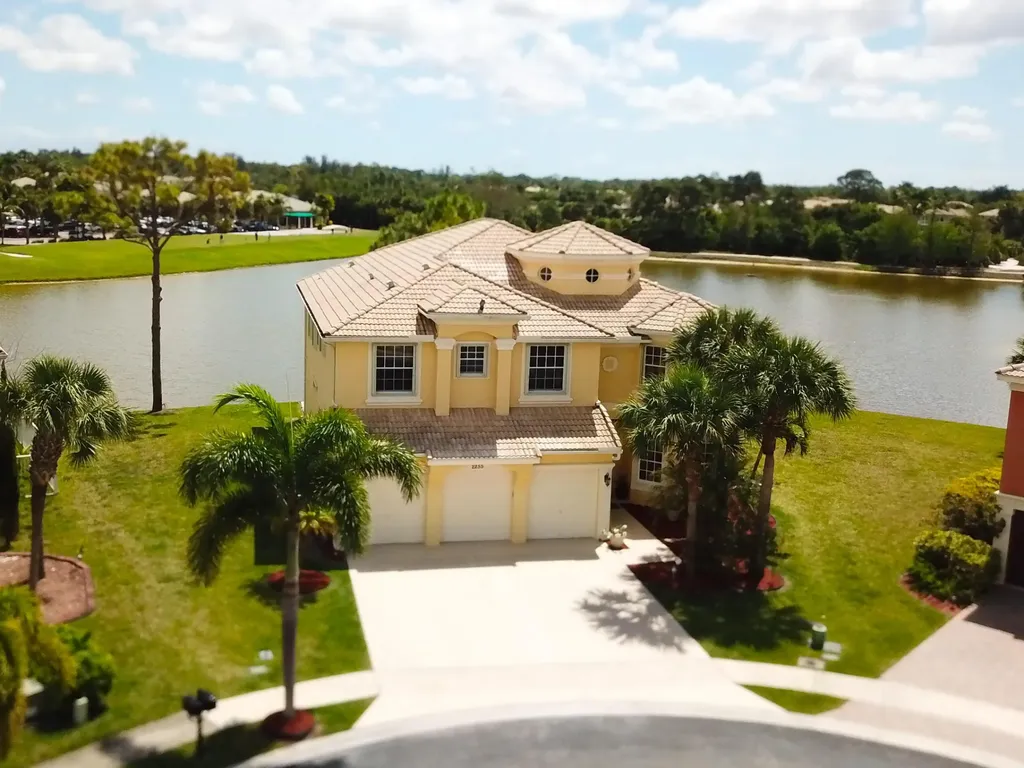 2255 Ridgewood Court Royal Palm Beach FL 33411