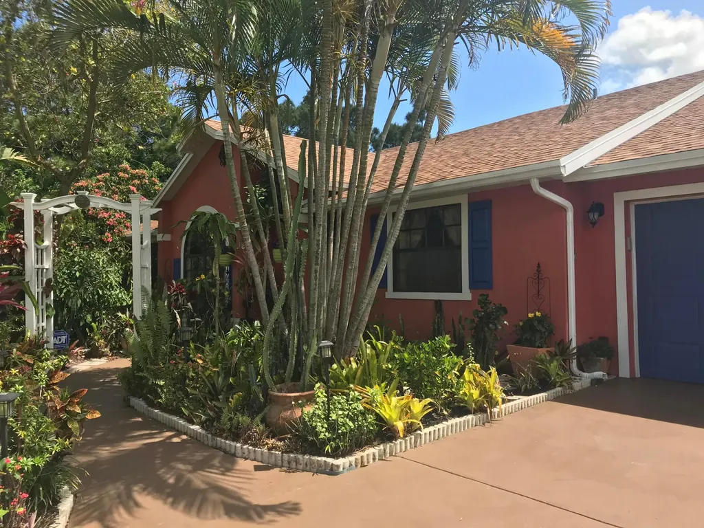 162 SW Donna Terrace Port St Lucie FL 34984