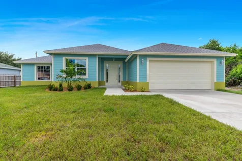 4242 SW Yalta Street Port St Lucie FL 34953