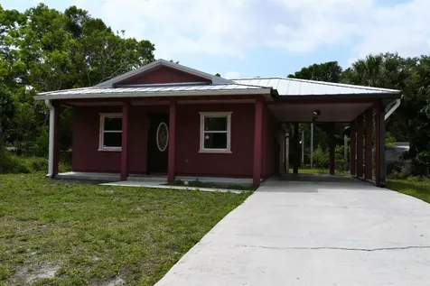 1607 Emerald Terrace Fort Pierce FL 34950