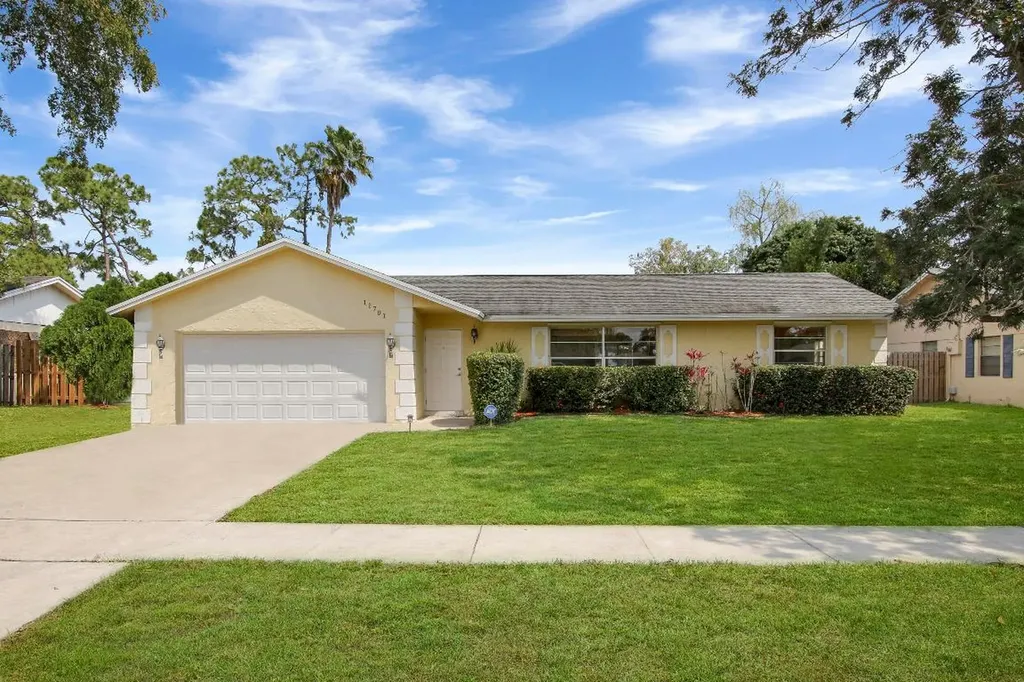 11701 Pintail Drive Wellington FL 33414
