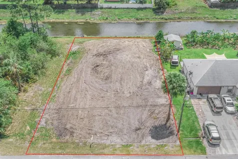 1210 SW Dalton Avenue Port St Lucie FL 34953