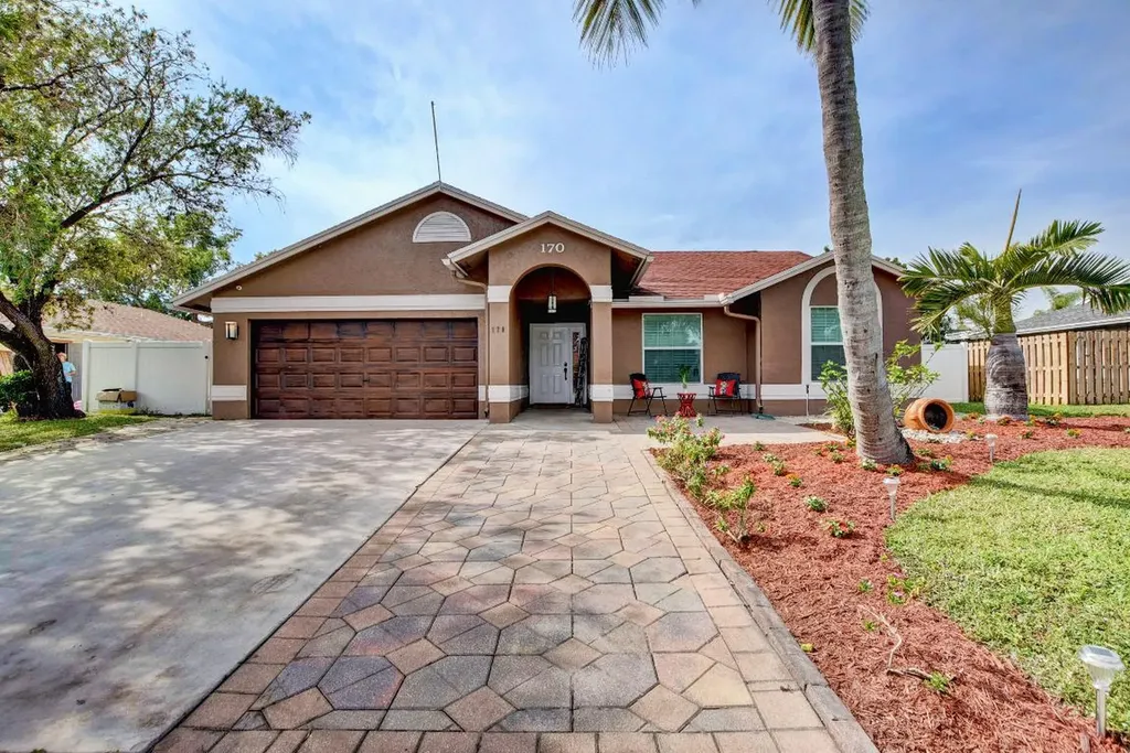 170 Ponce De Leon Street Royal Palm Beach FL 33411