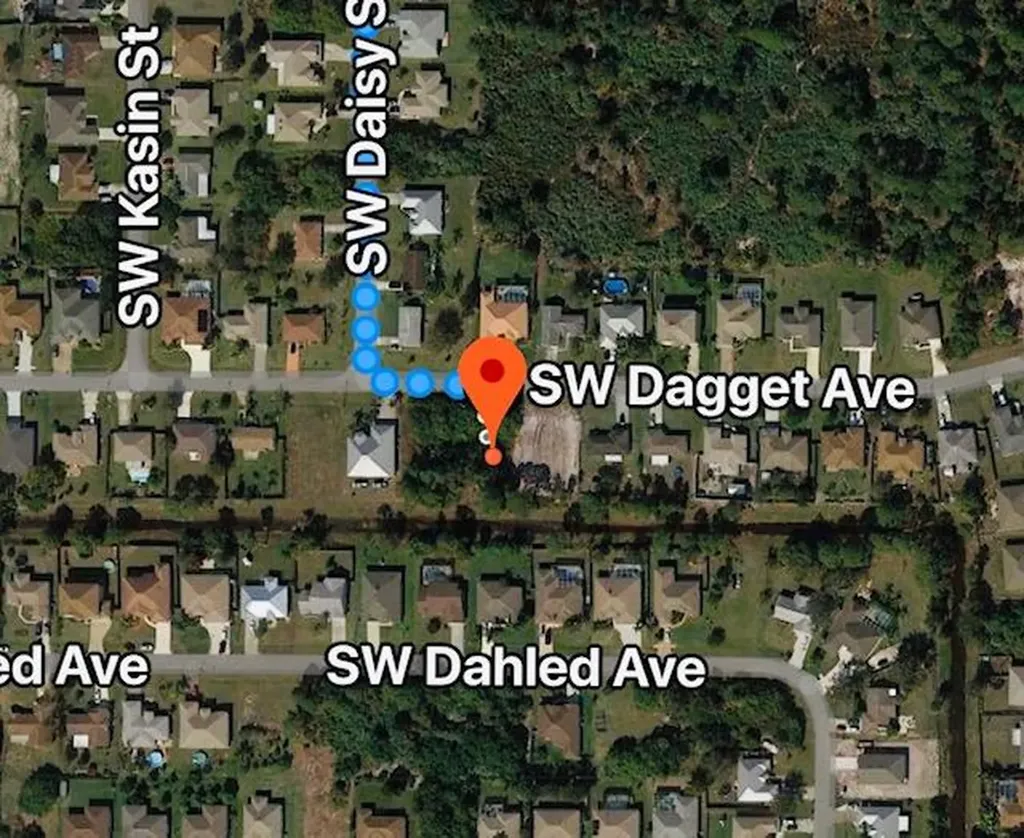 410 SW Dagget Avenue Port St Lucie FL 34953