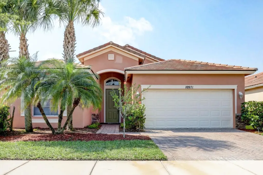 10971 SW Dunhill Court Port St Lucie FL 34987