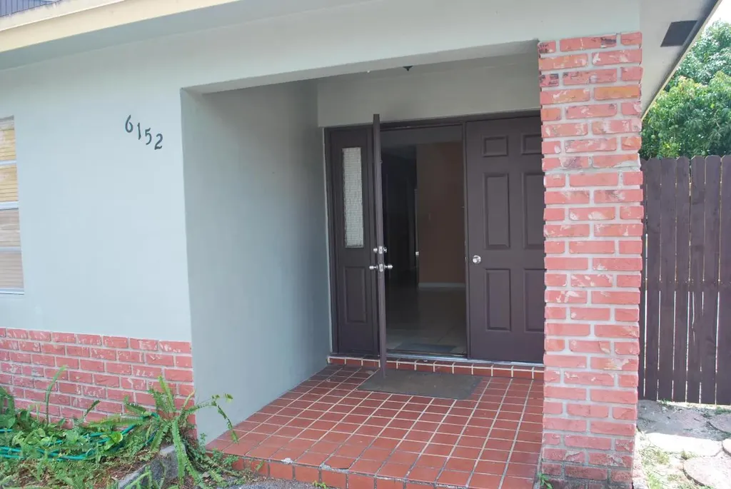 6152 SW 3rd Street Margate FL 33068