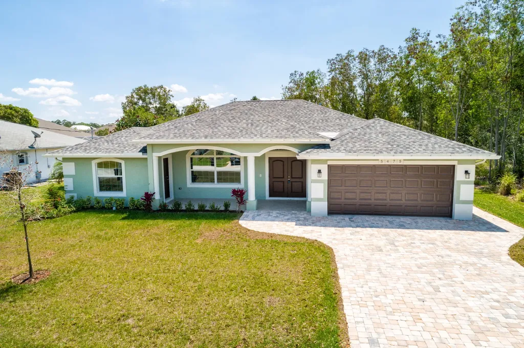 5475 NW Carla Court Port St Lucie FL 34986