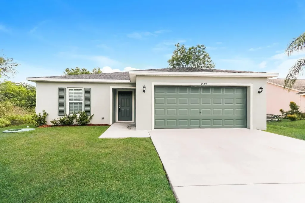 1549 SW Fresno Road Port St Lucie FL 34953