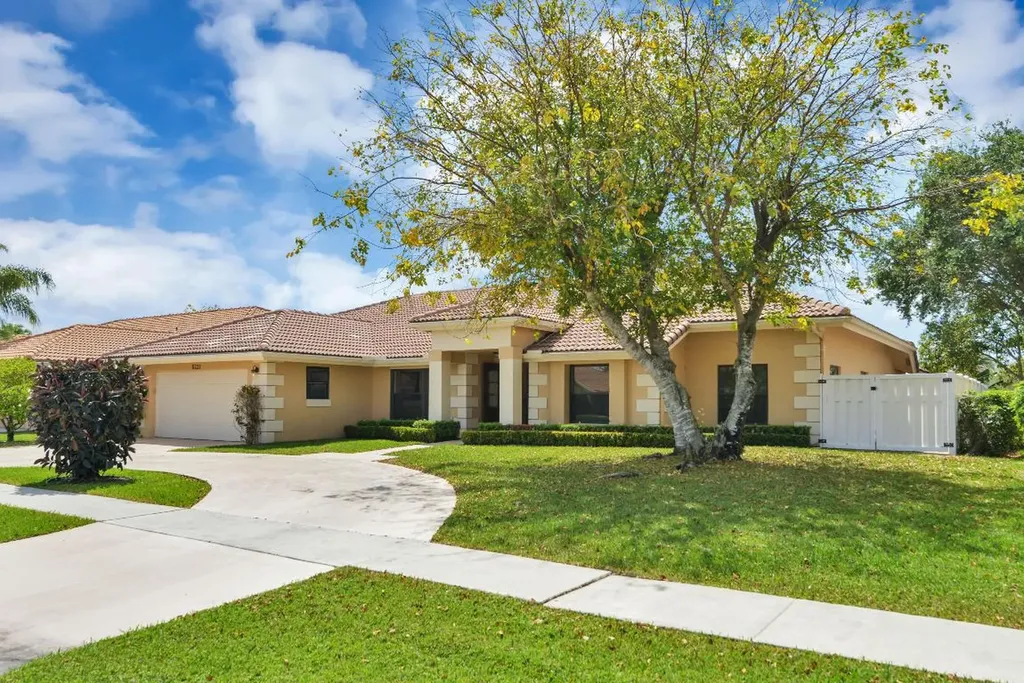 11223 Island Lakes Lane Boca Raton FL 33498