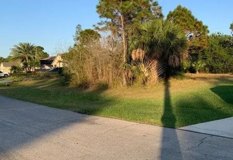 1733 SW Columbia Street Port St Lucie FL 34987