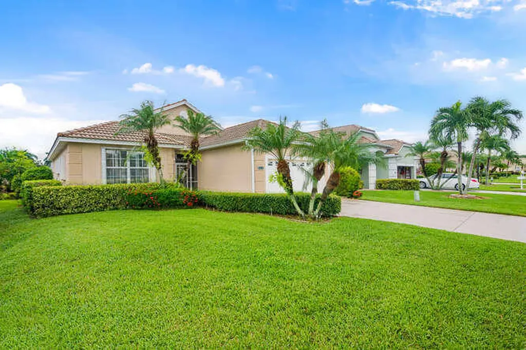 842 NW Sorrento Lane Port St Lucie FL 34986