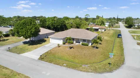 2297 SE Seafury Lane Port St Lucie FL 34952