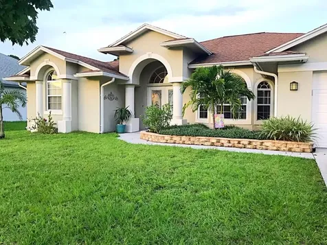 3975 SW Kabane Street Port St Lucie FL 34953