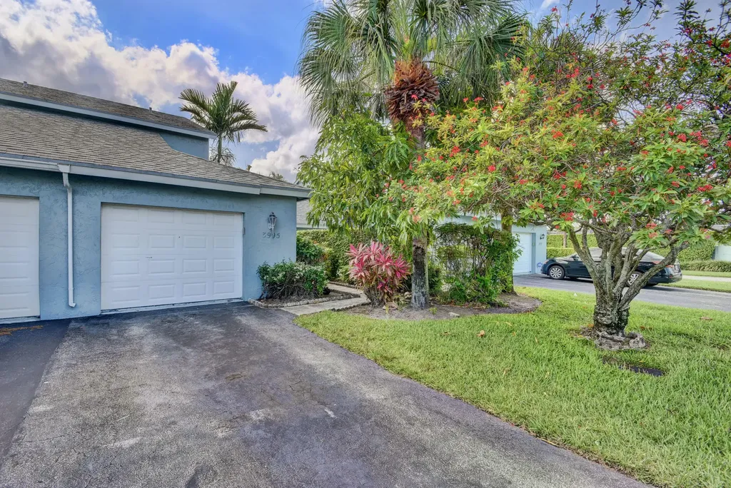 3995 Island Club Drive Lake Worth FL 33462