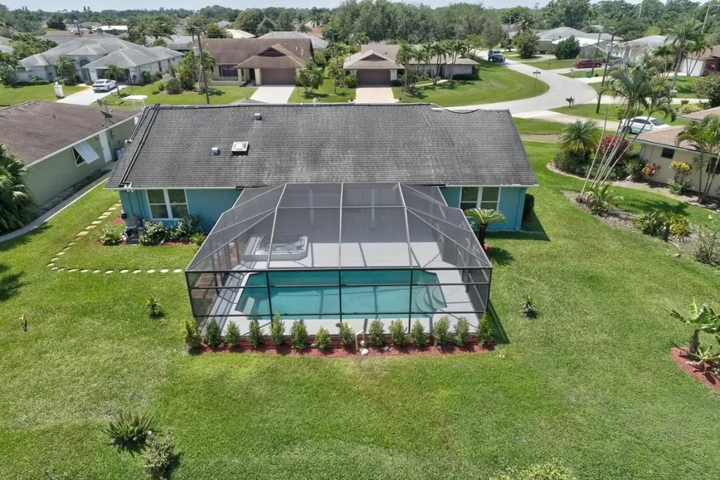 1125 SE Mcfarlane Avenue Port St Lucie FL 34952