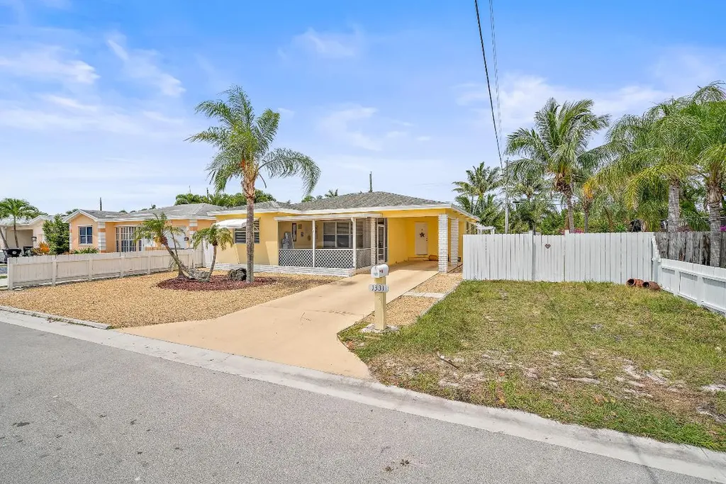 1331 N M Street Lake Worth Beach FL 33460