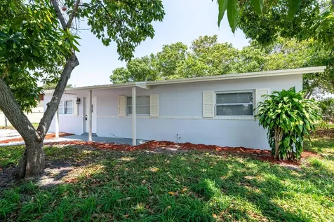 1460 NW 1st Court Boynton Beach FL 33435